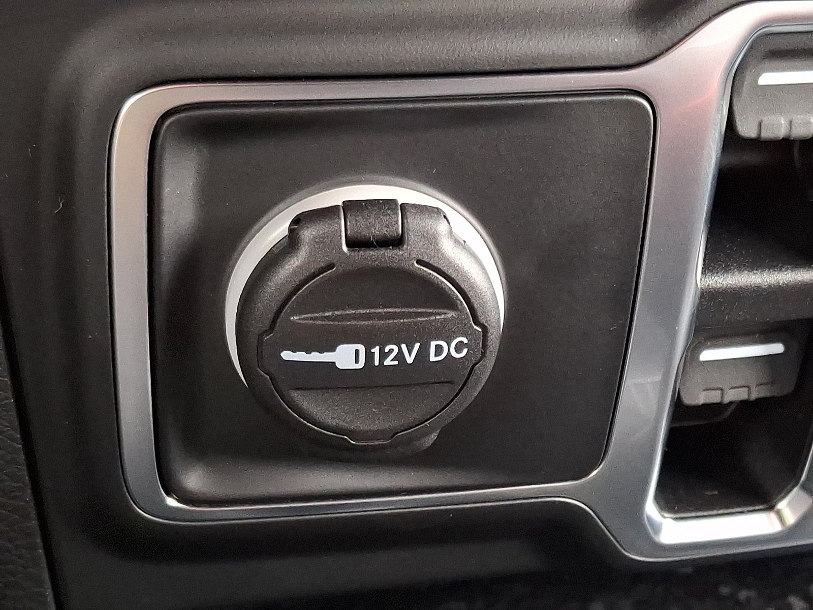 2021 Jeep Wrangler Unlimited UNLIMITED Sahara 4x4 6CYL MANUAL