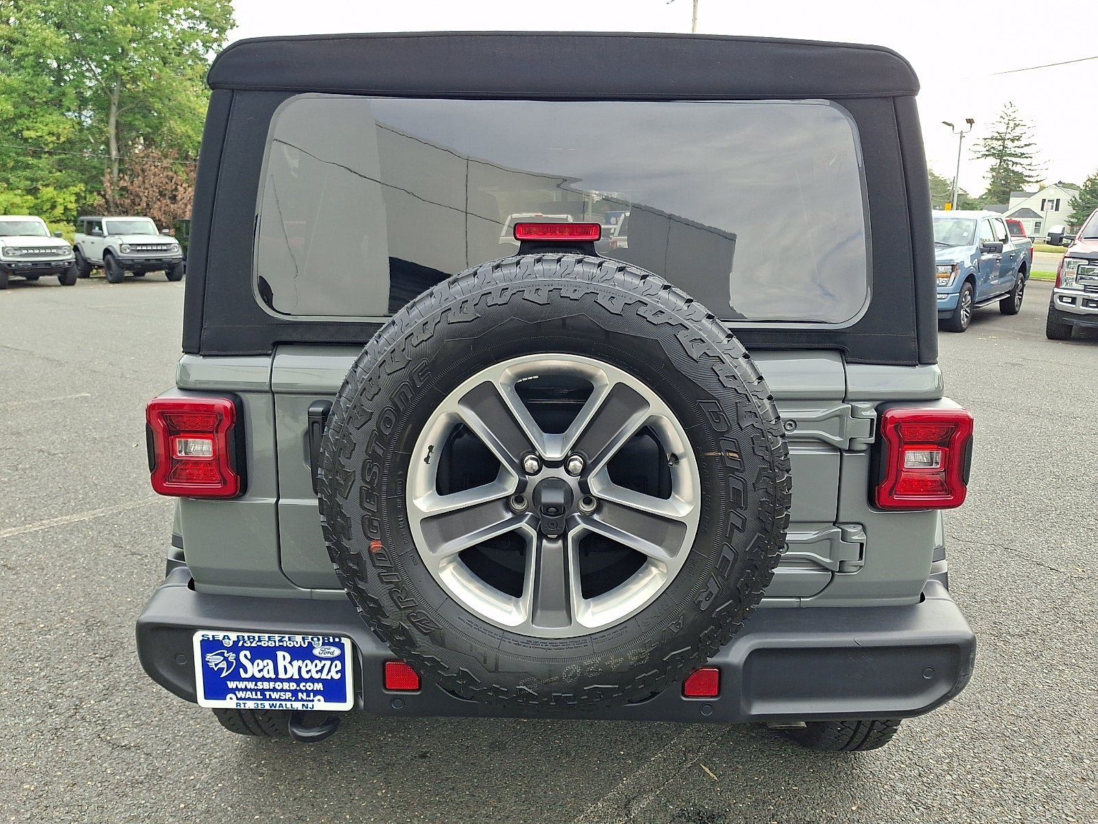 2021 Jeep Wrangler Unlimited UNLIMITED Sahara 4x4 6CYL MANUAL