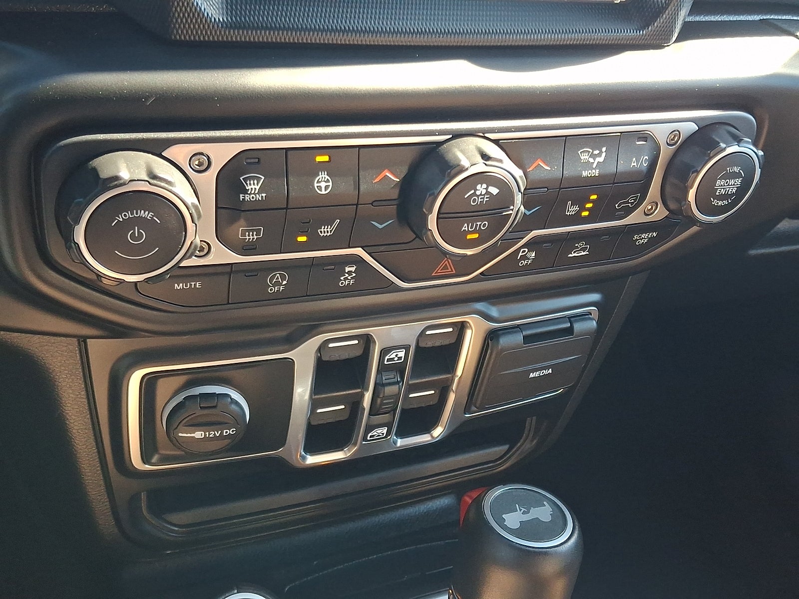 2022 Jeep Wrangler Unlimited Sahara 4x4