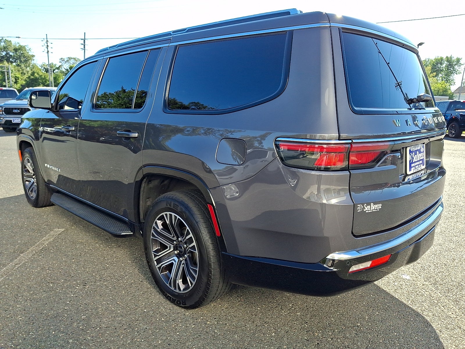 2025 Jeep Wagoneer 4x4 PREM GROUP W/PANO ROOF