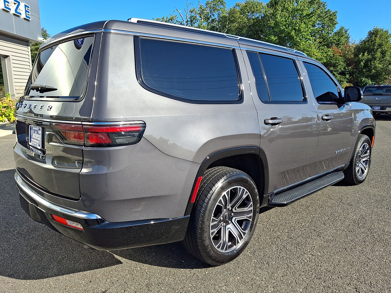 2025 Jeep Wagoneer 4x4 PREM GROUP W/PANO ROOF