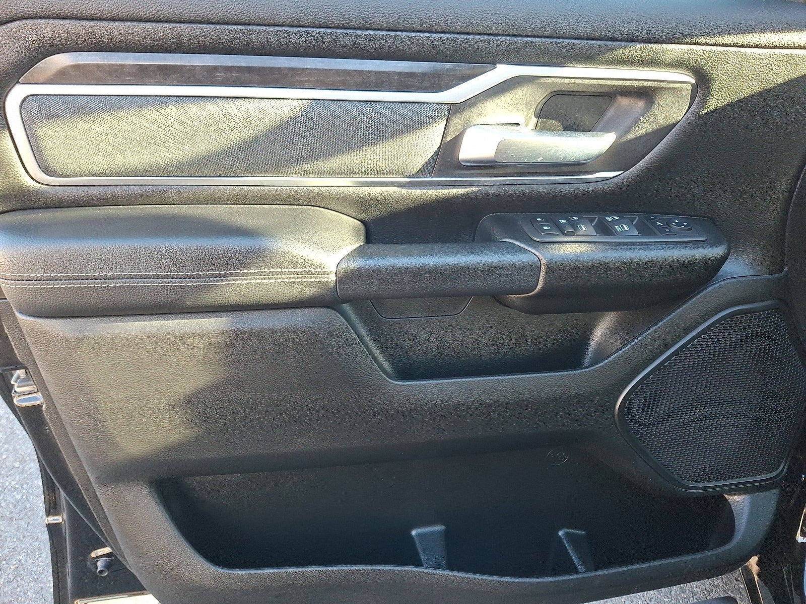 2022 RAM 1500 Big Horn Quad Cab 4x4 6'4" Box