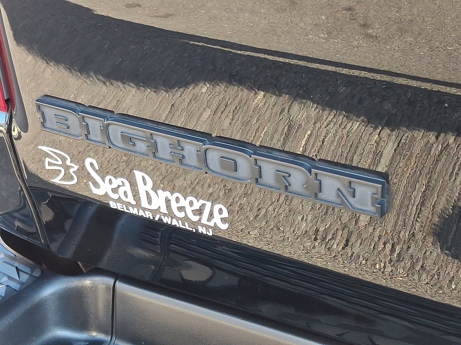 2022 RAM 1500 Big Horn Quad Cab 4x4 6'4" Box