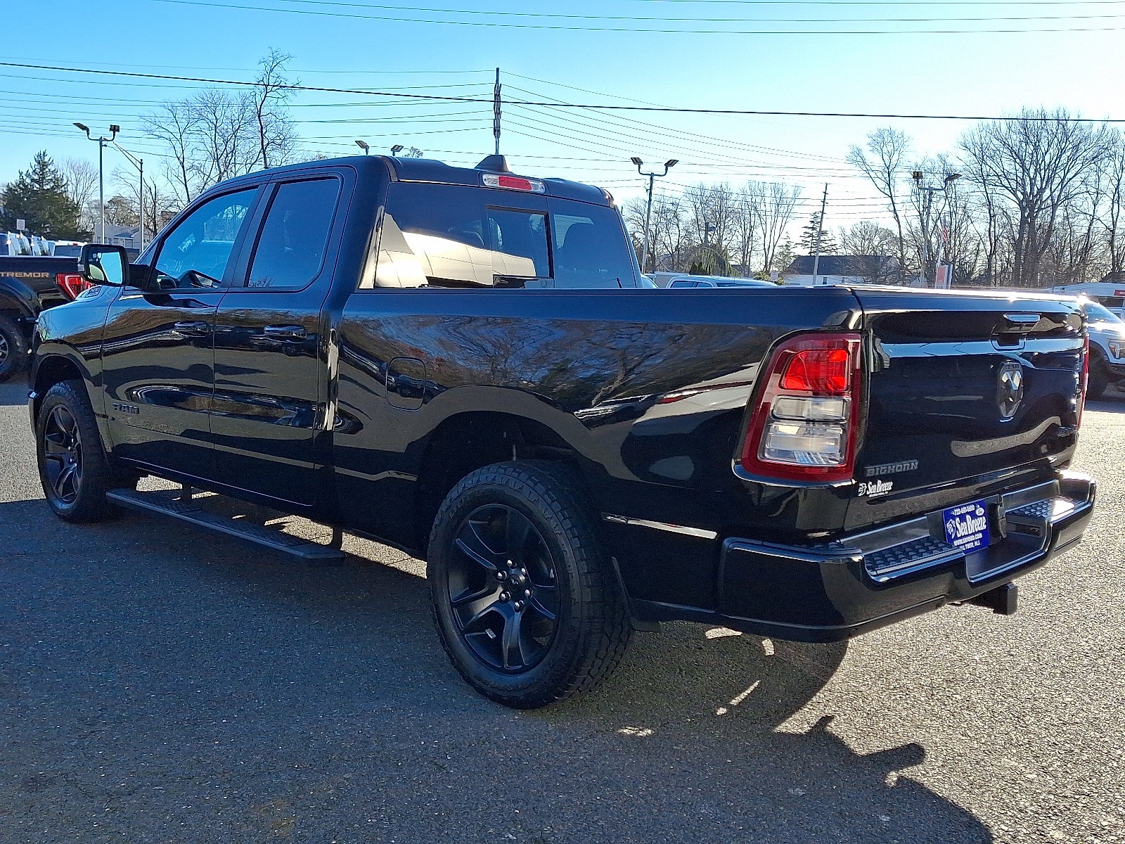 2022 RAM 1500 Big Horn Quad Cab 4x4 6'4" Box