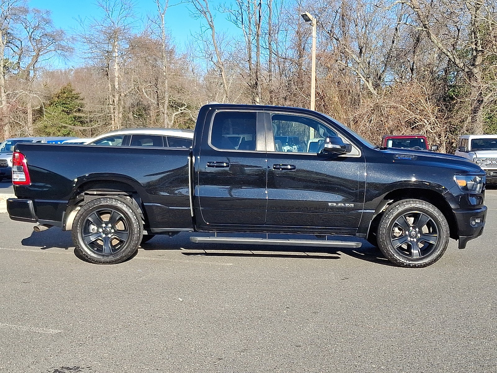 2022 RAM 1500 Big Horn Quad Cab 4x4 6'4" Box