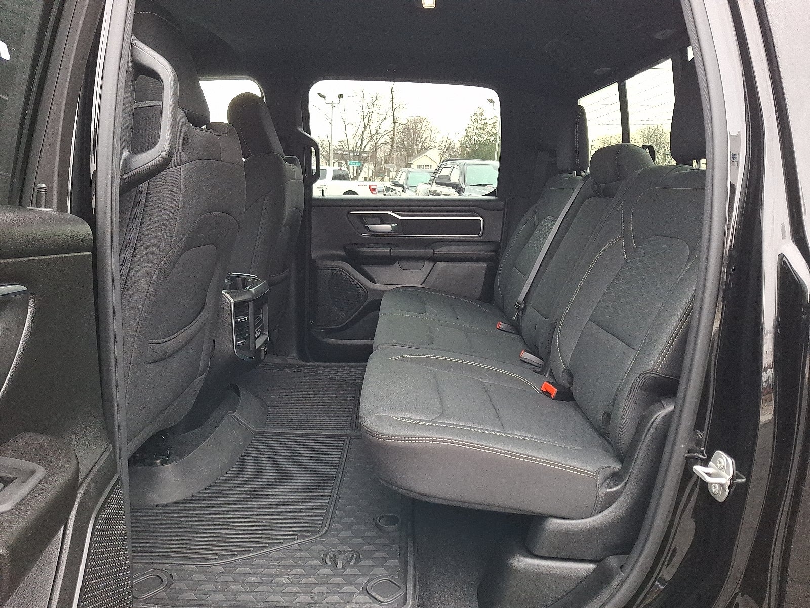 2025 RAM 1500 Big Horn Crew Cab 4x4 5'7" Box