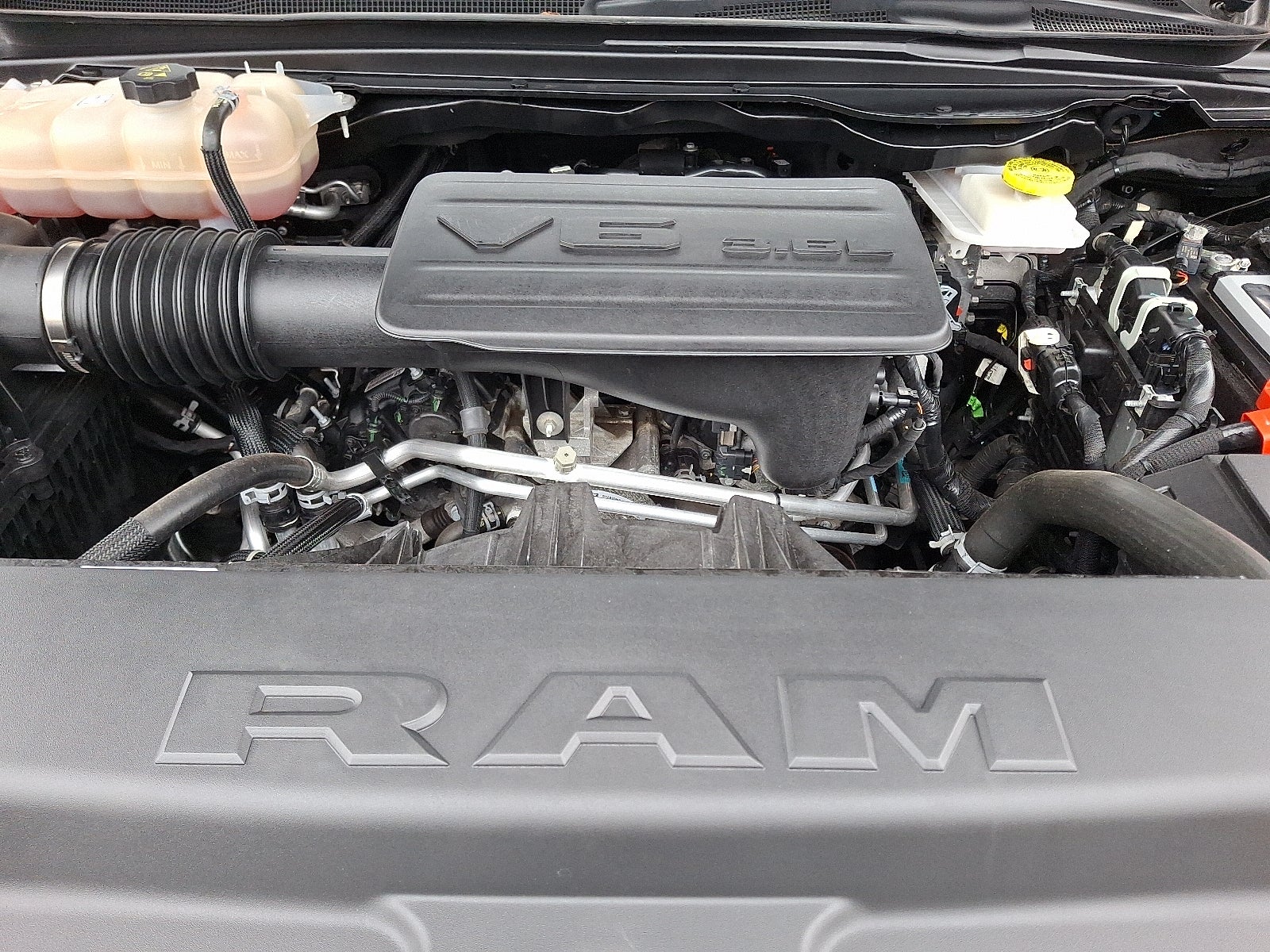 2025 RAM 1500 Big Horn Crew Cab 4x4 5'7" Box