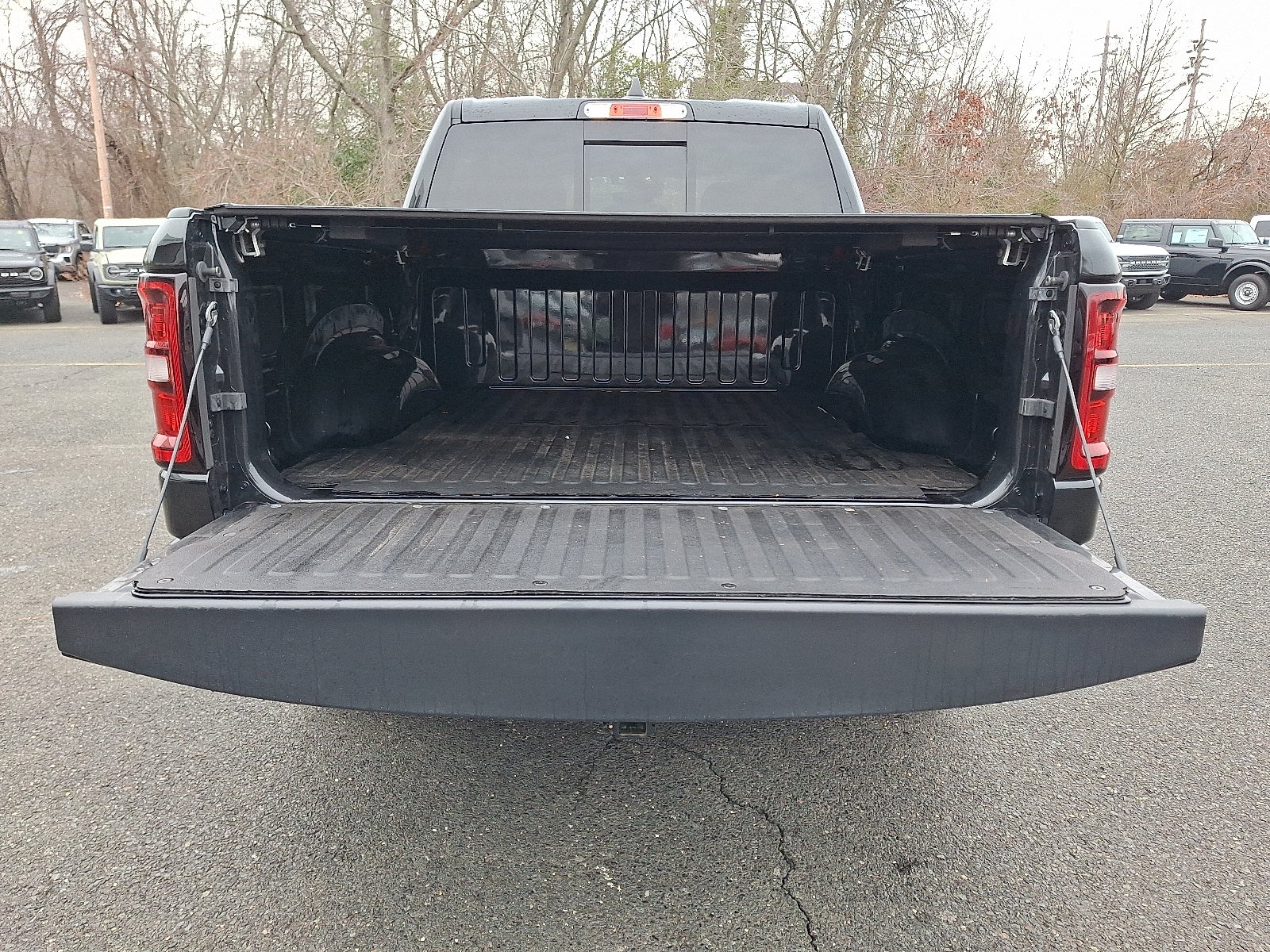 2025 RAM 1500 Big Horn Crew Cab 4x4 5'7" Box