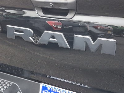 2025 RAM 1500 Big Horn Crew Cab 4x4 5'7" Box