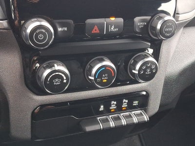 2025 RAM 1500 Tradesman Crew Cab 4x4 5'7" Box
