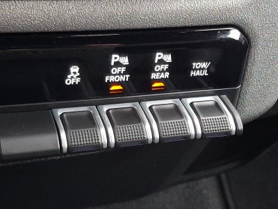 2025 RAM 1500 Tradesman Crew Cab 4x4 5'7" Box