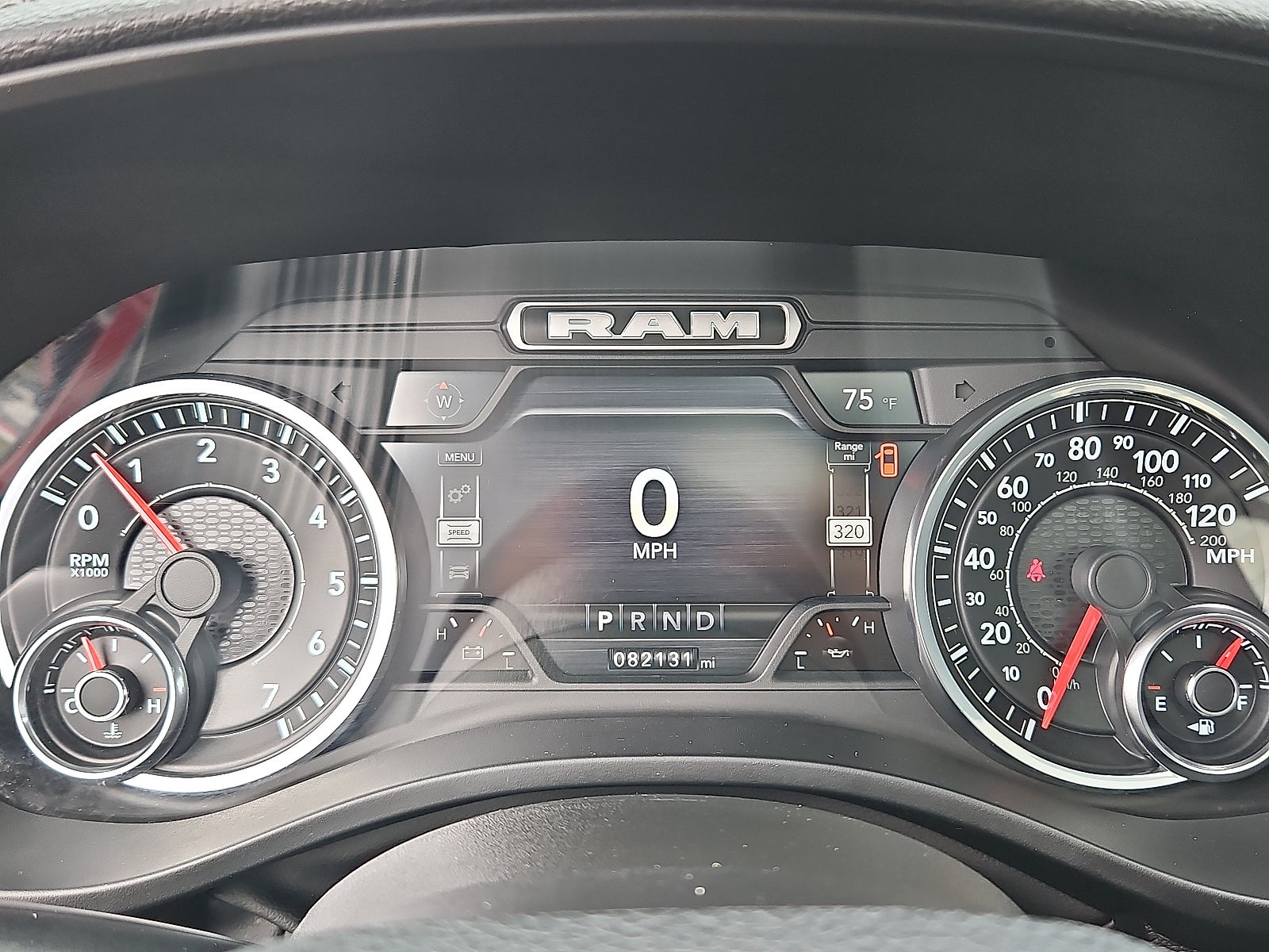 2022 RAM 1500 Laramie Crew Cab 4x4 6'4" Box