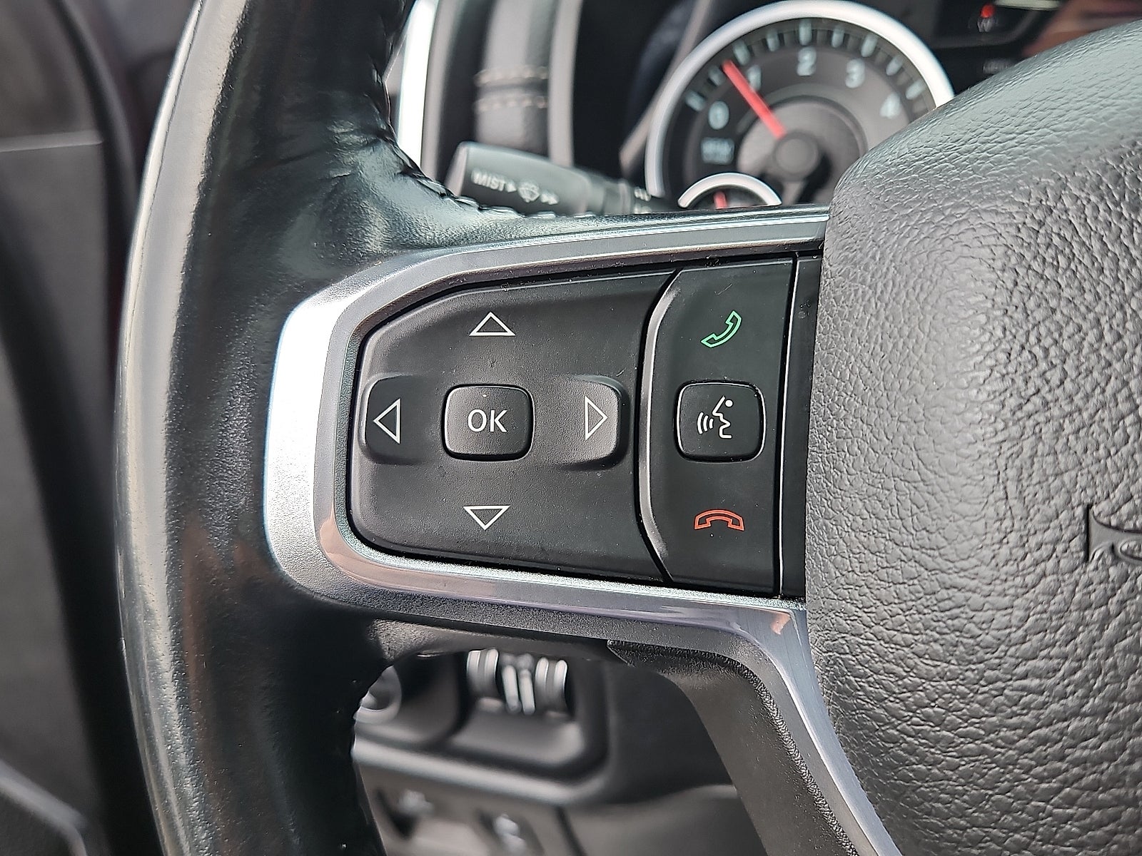 2022 RAM 1500 Laramie Crew Cab 4x4 6'4" Box