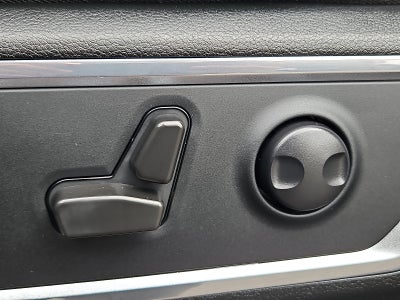 2022 RAM 1500 Laramie Crew Cab 4x4 6'4" Box