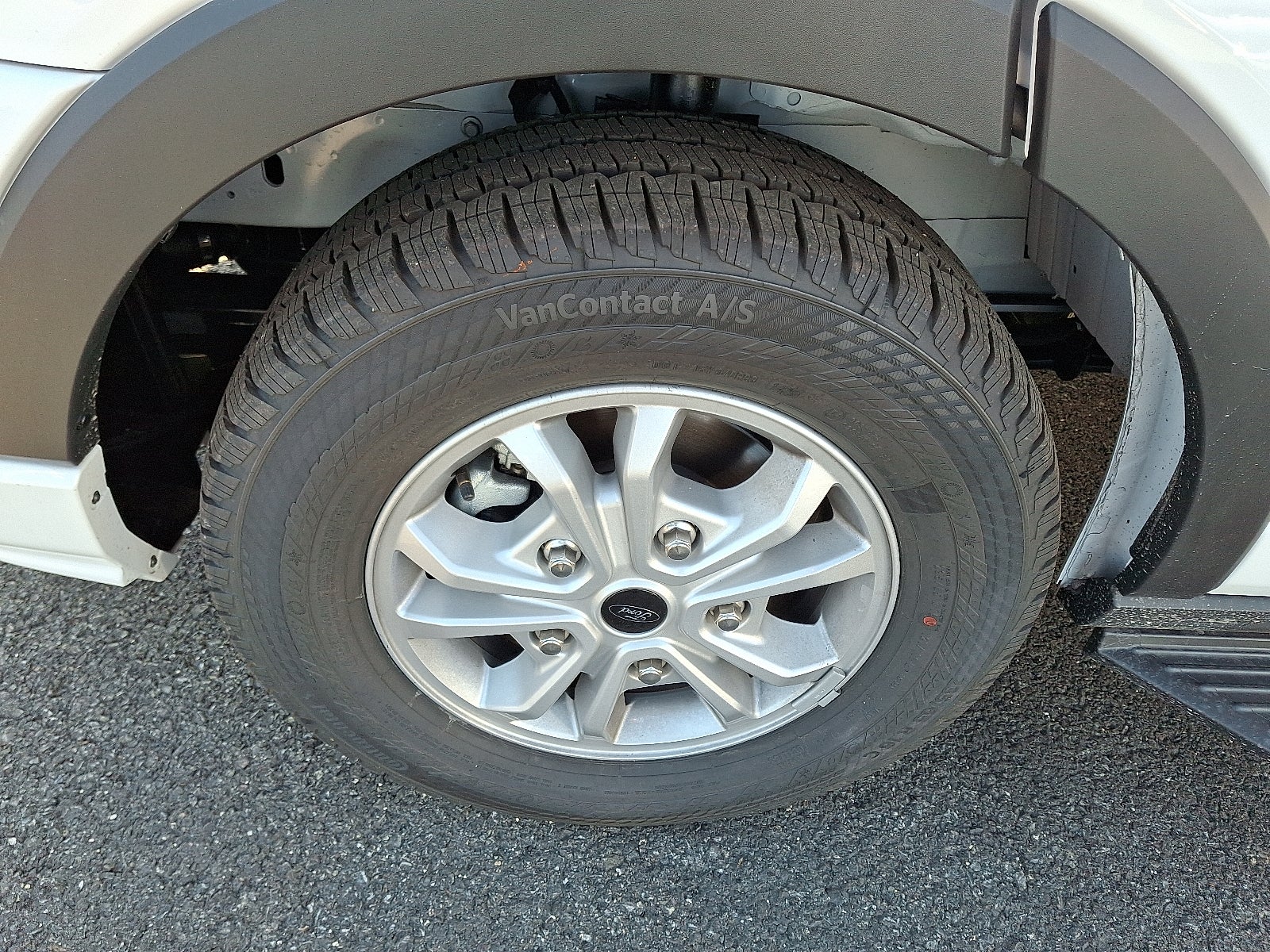 2025 Ford Transit-350 Passenger Van XLT