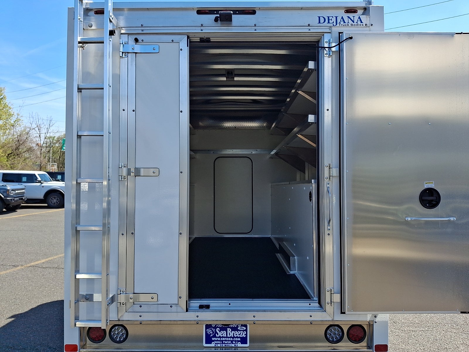 2023 Ford Transit-350 Cutaway B UTILITY BODY