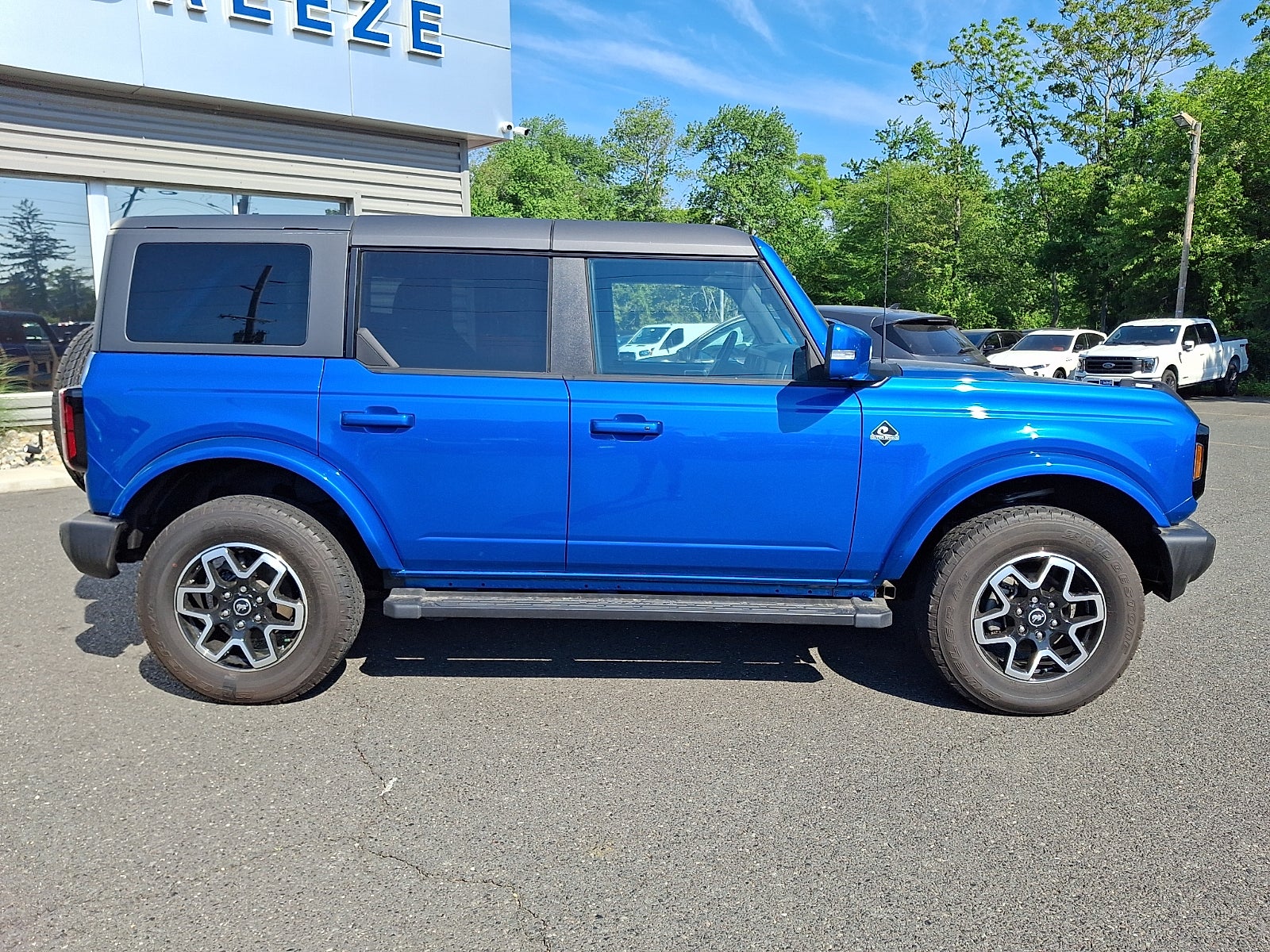 2023 Ford Bronco Outer Banks