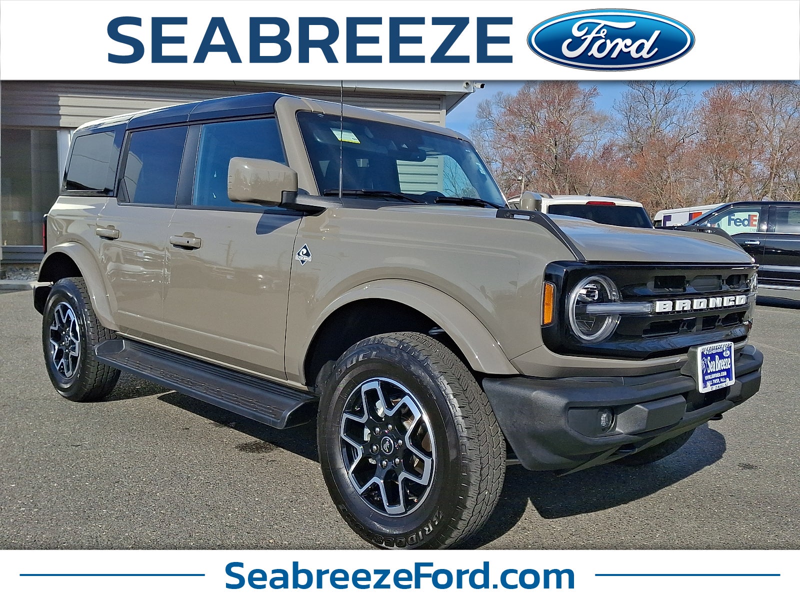 2025 Ford Bronco Outer Banks