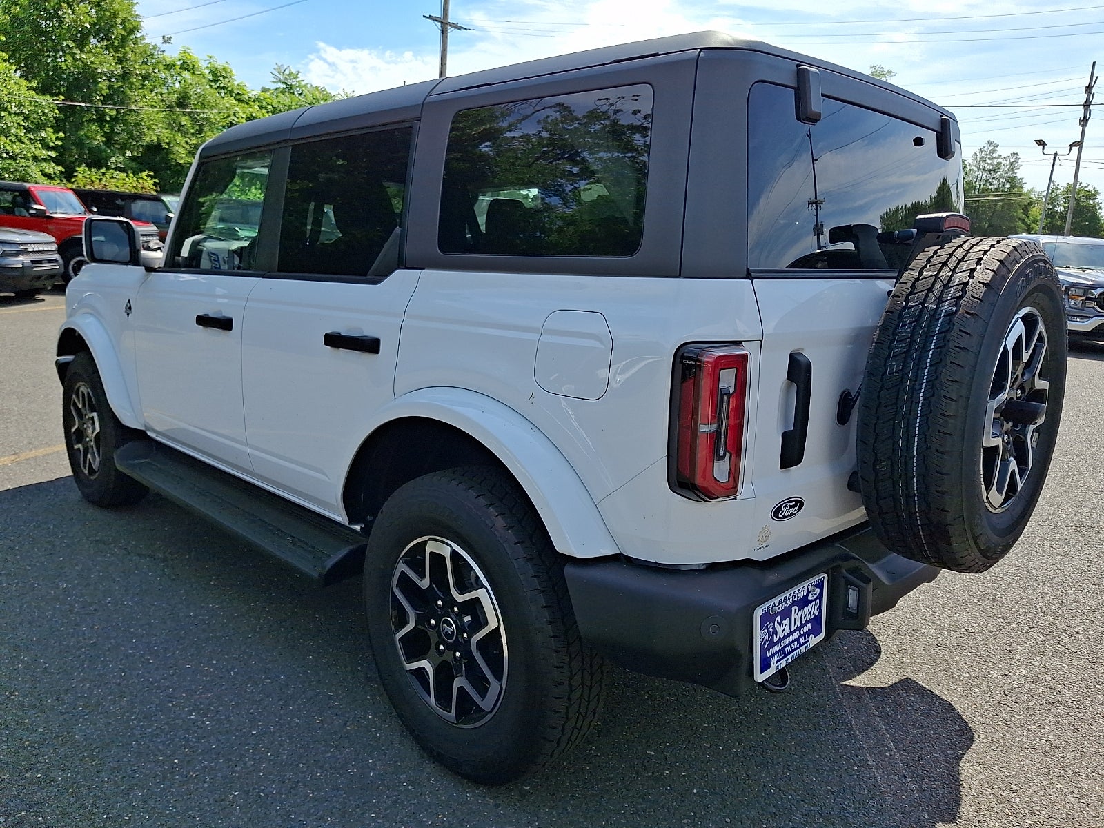 2026 Ford Bronco Outer Banks