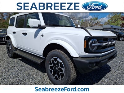 2026 Ford Bronco Outer Banks