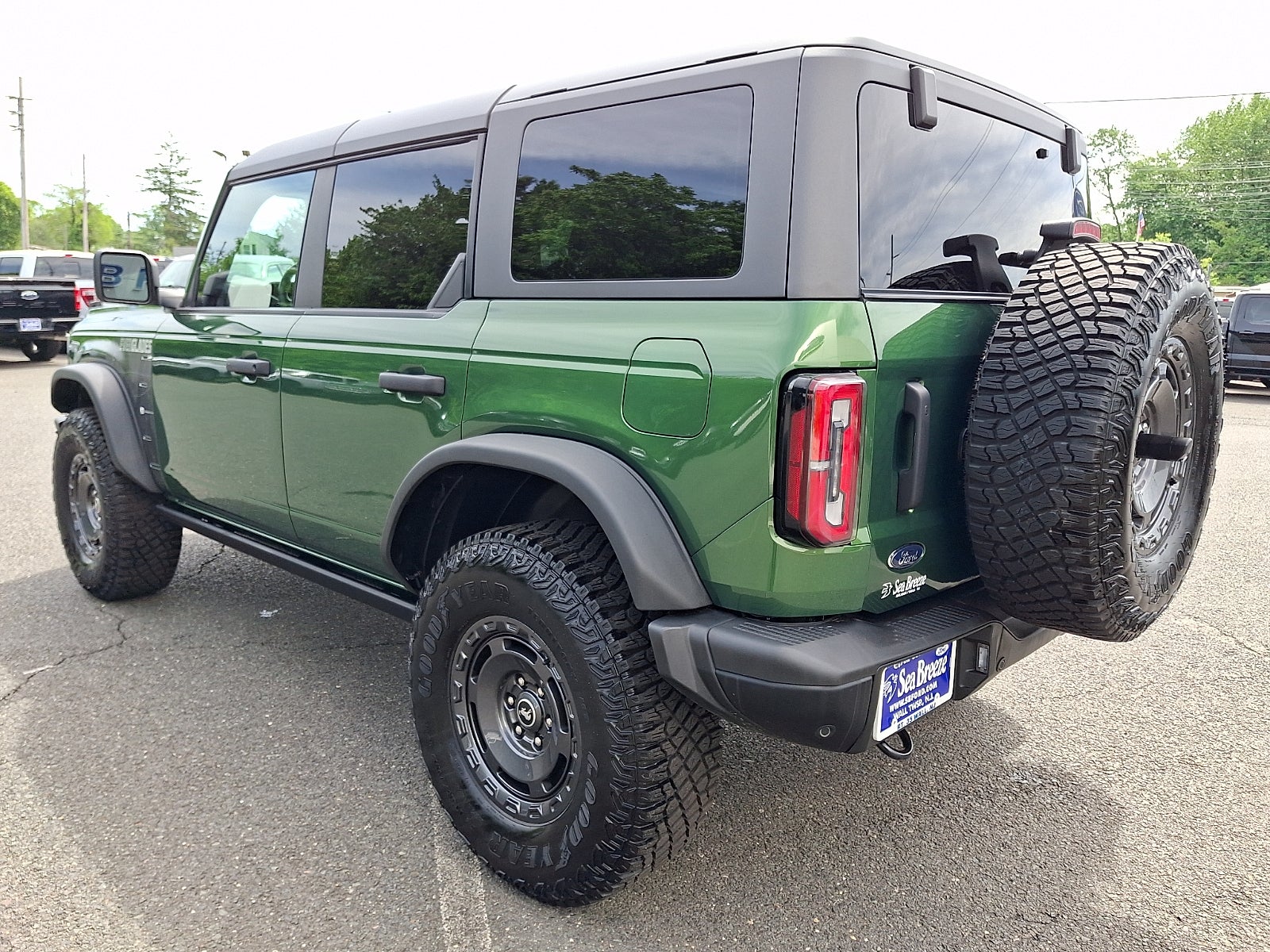 2024 Ford Bronco Everglades W/WARN WINCH