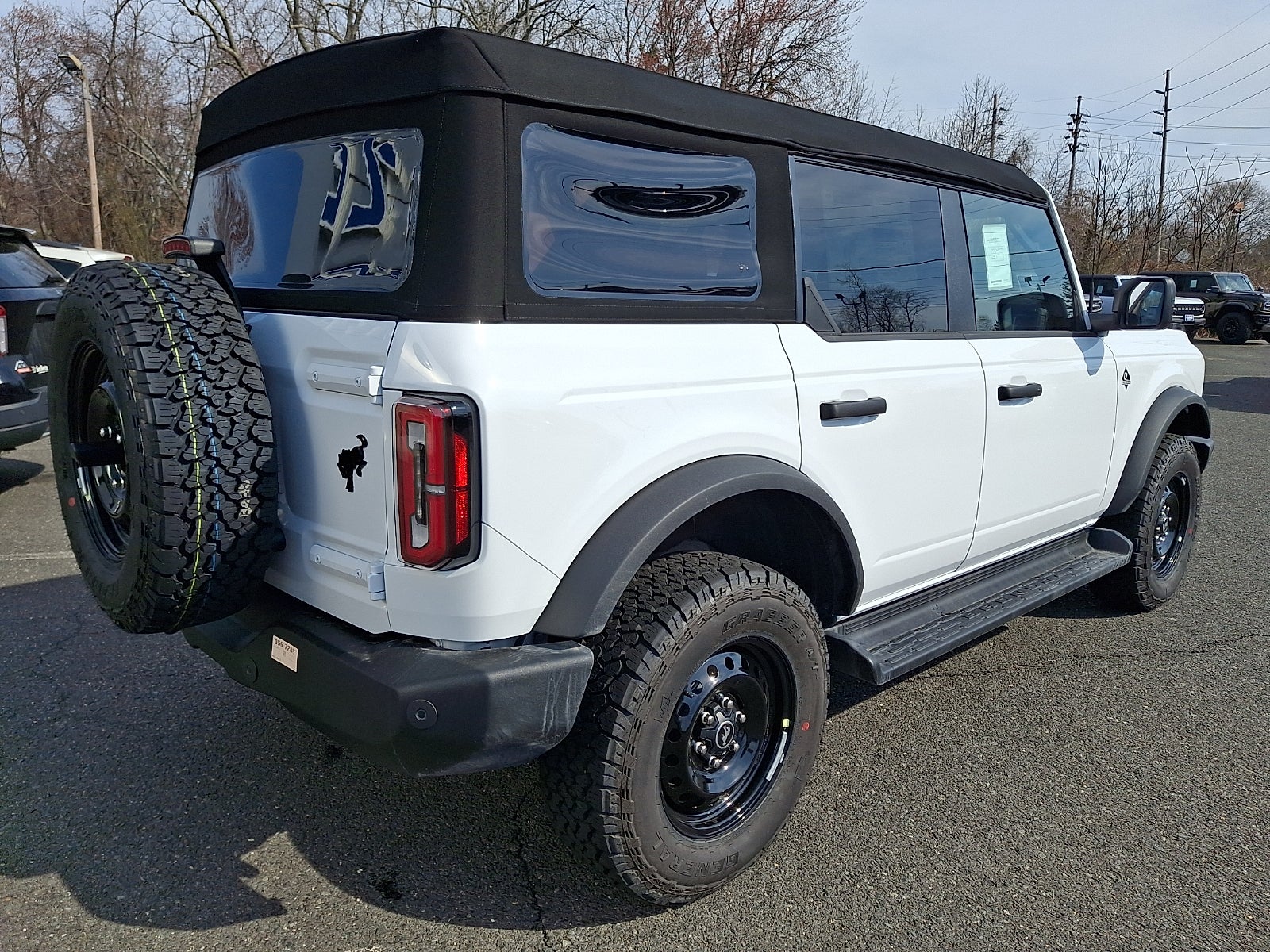 2026 Ford Bronco Outer Banks