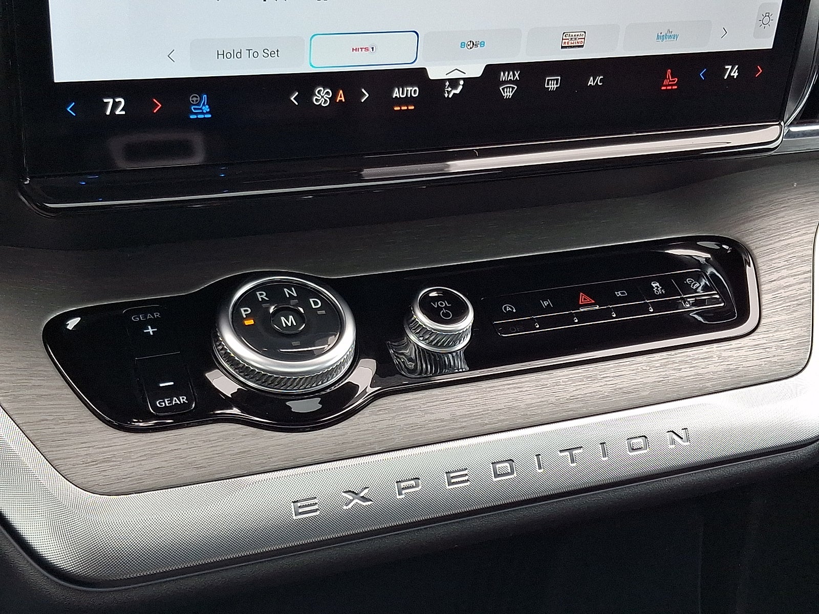 2025 Ford Expedition Platinum MAX