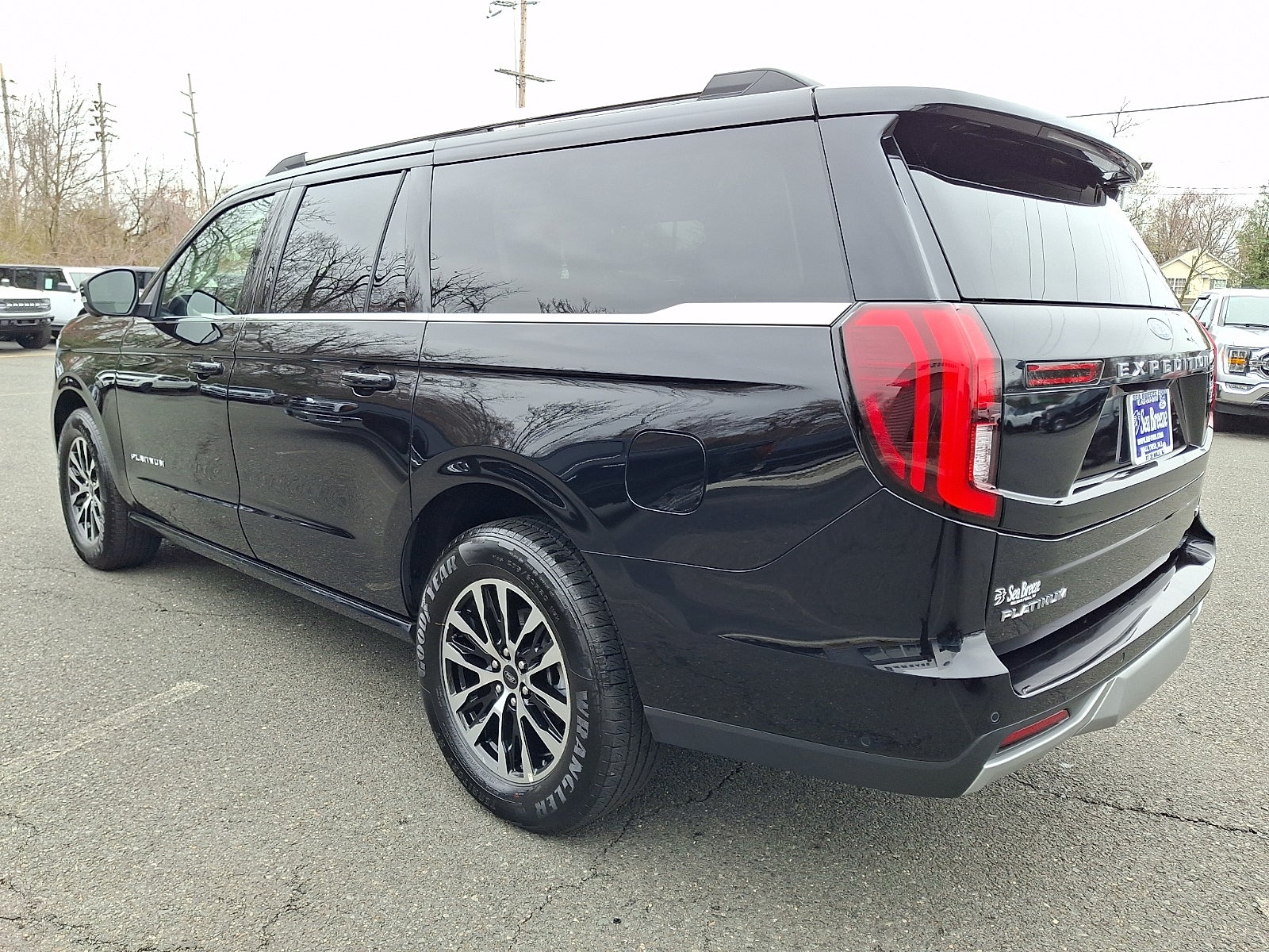 2025 Ford Expedition Platinum MAX