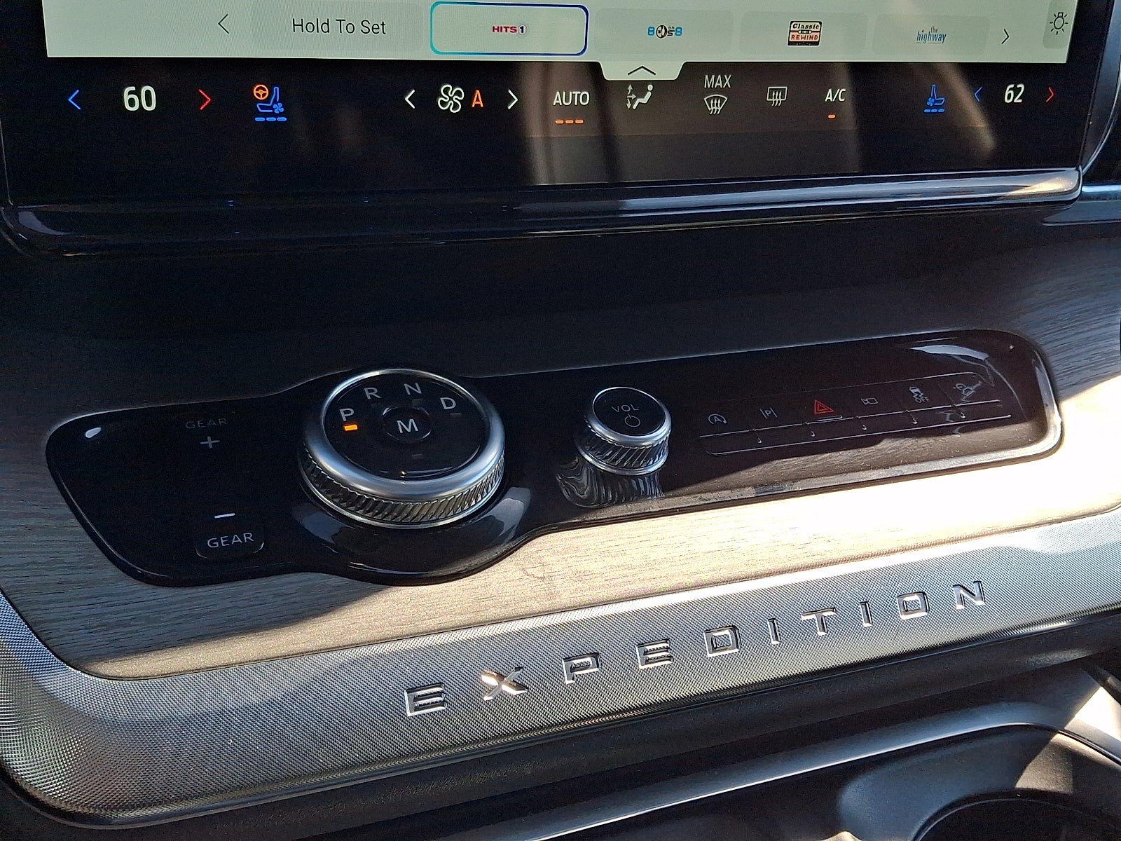 2025 Ford Expedition Platinum MAX