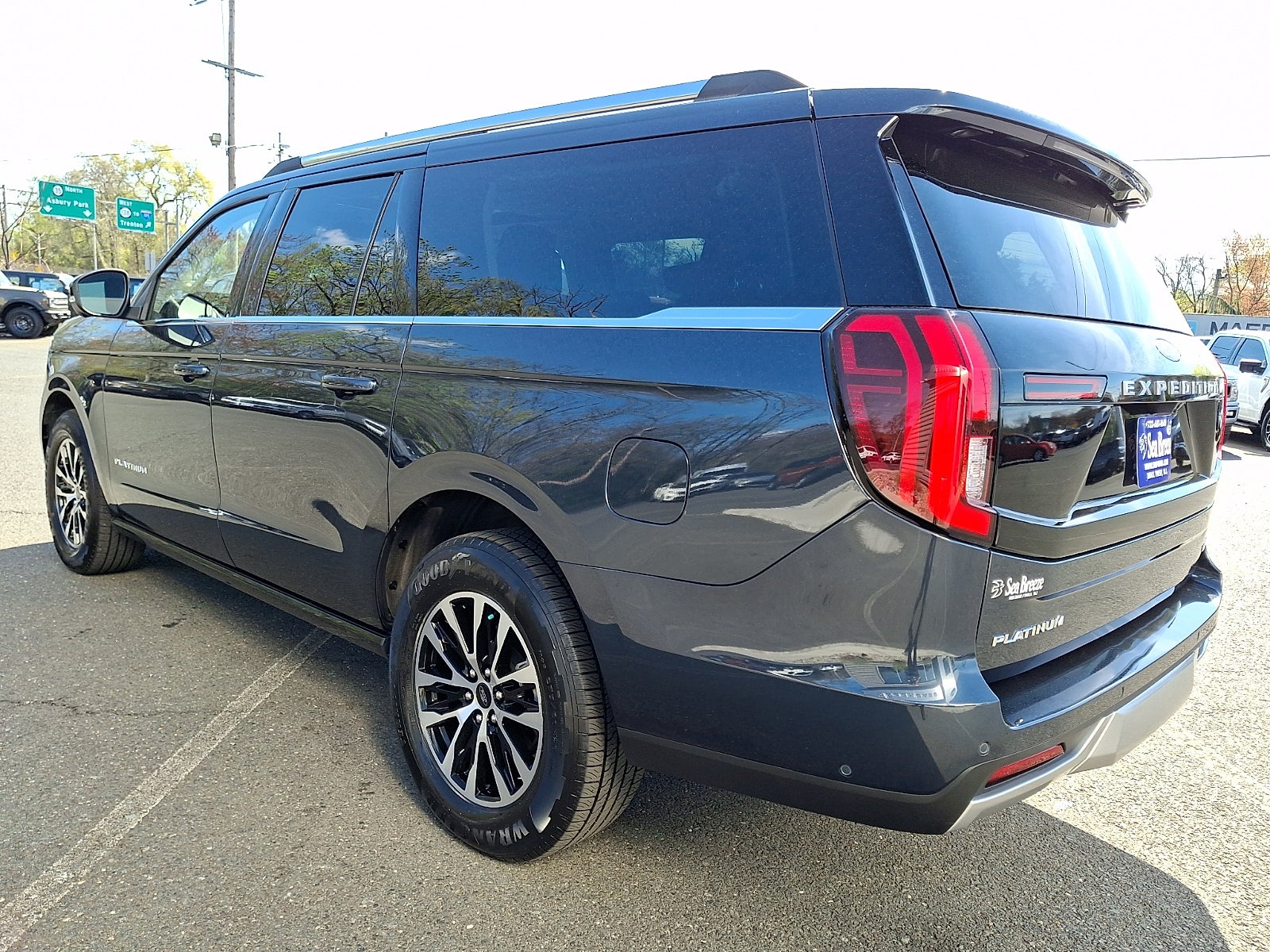 2025 Ford Expedition Platinum MAX