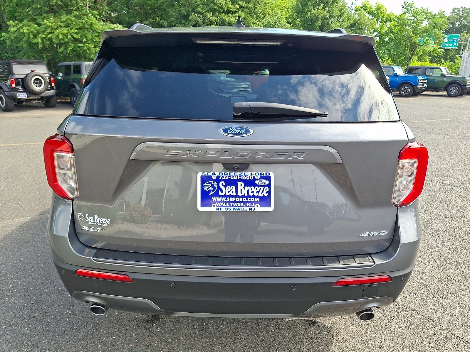 2023 Ford Explorer XLT