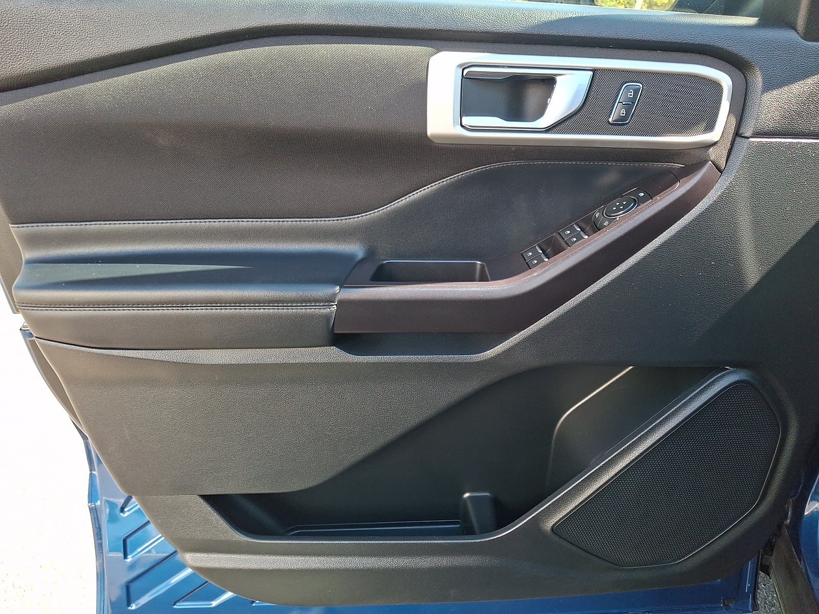 2020 Ford Explorer XLT ONE OWNER