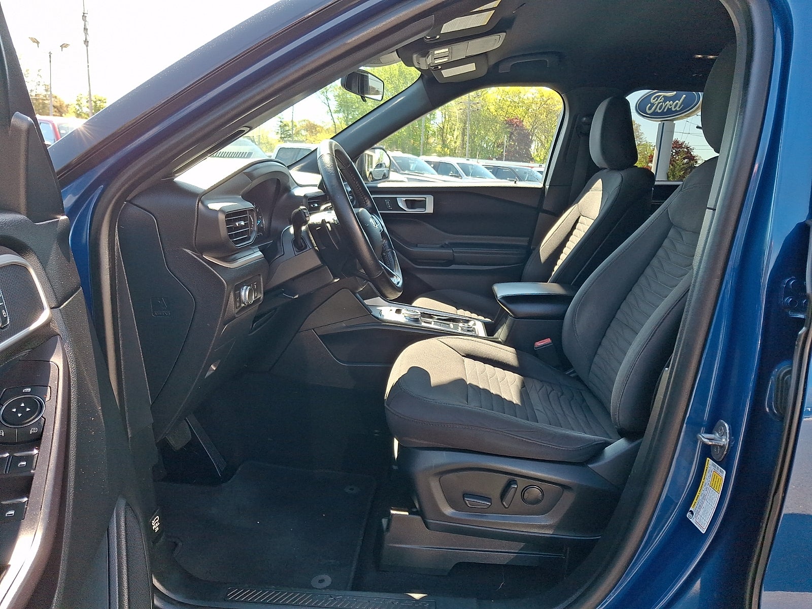 2020 Ford Explorer XLT ONE OWNER