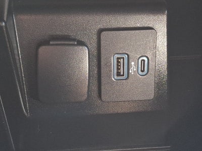 2020 Ford Explorer XLT ONE OWNER