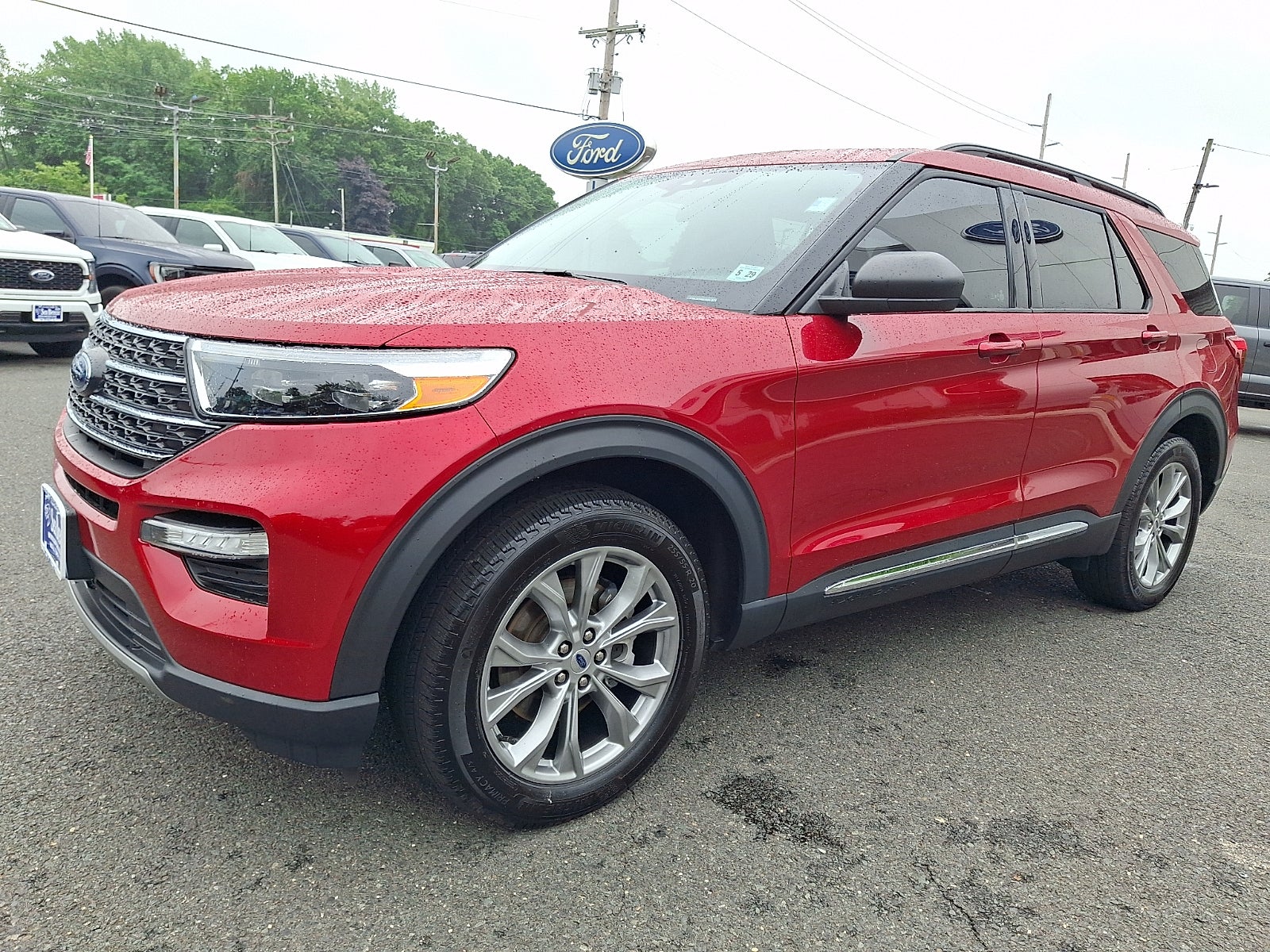 2024 Ford Explorer XLT