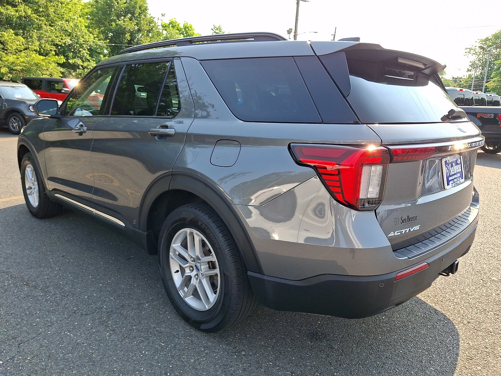 2025 Ford Explorer Active