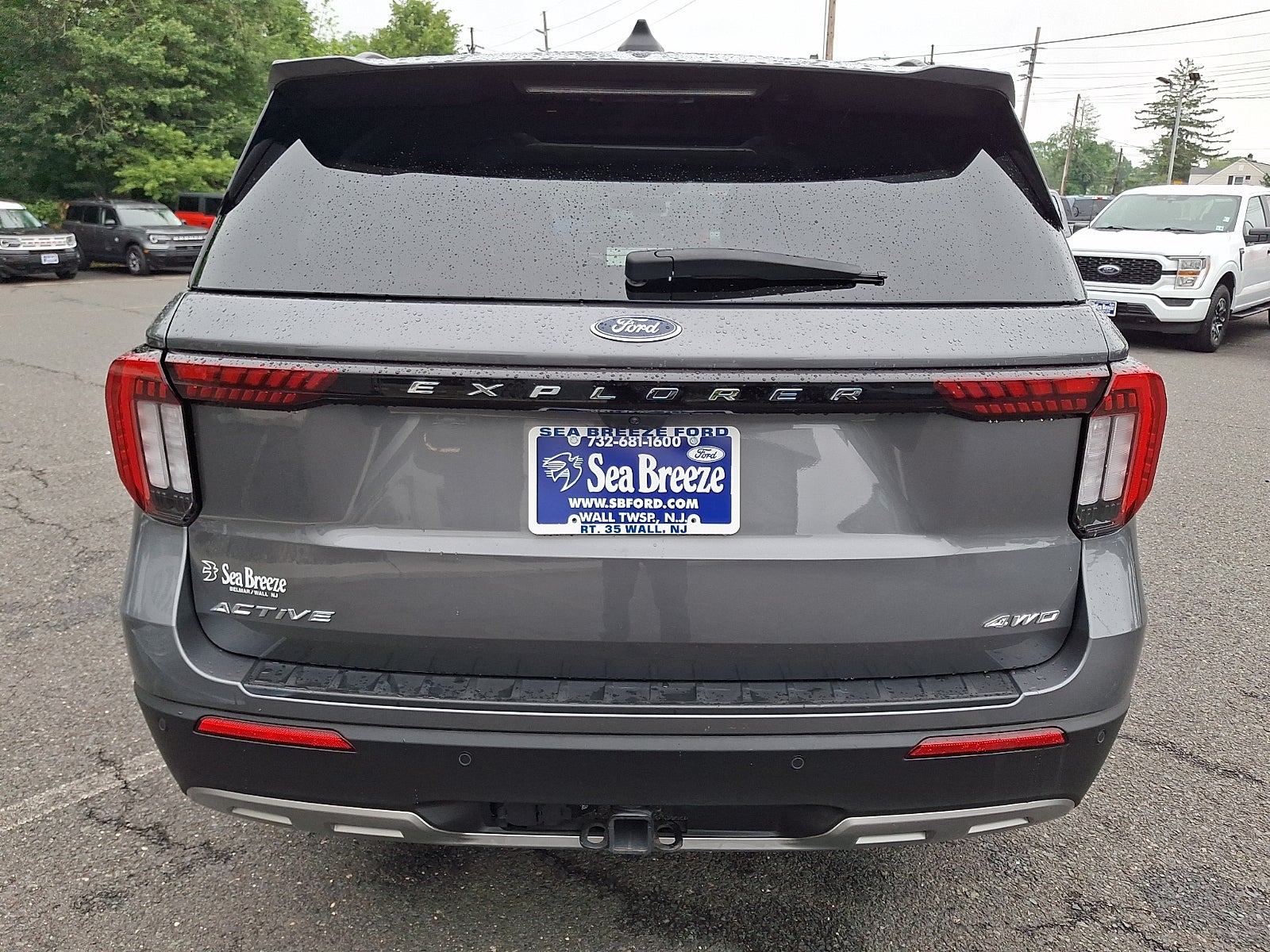2025 Ford Explorer Active