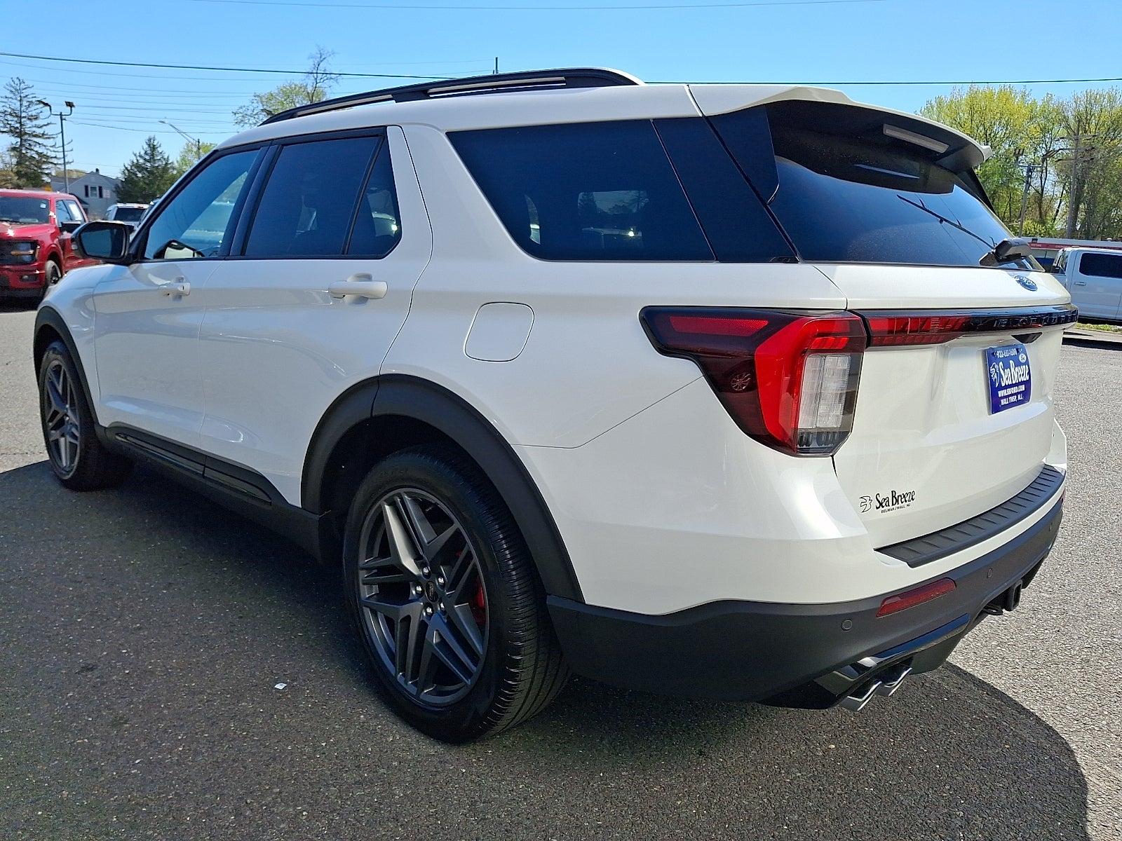 2025 Ford Explorer ST