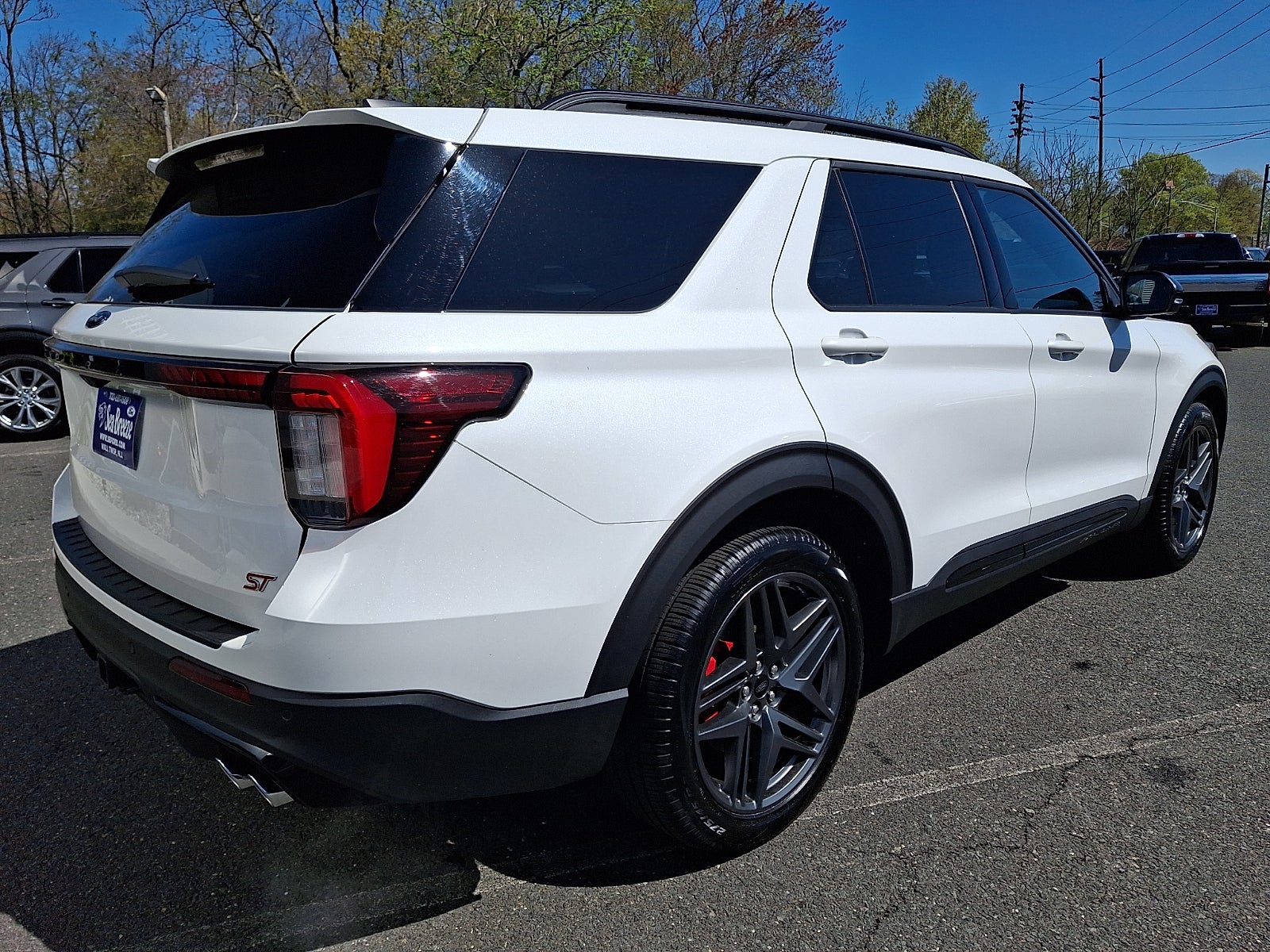 2025 Ford Explorer ST