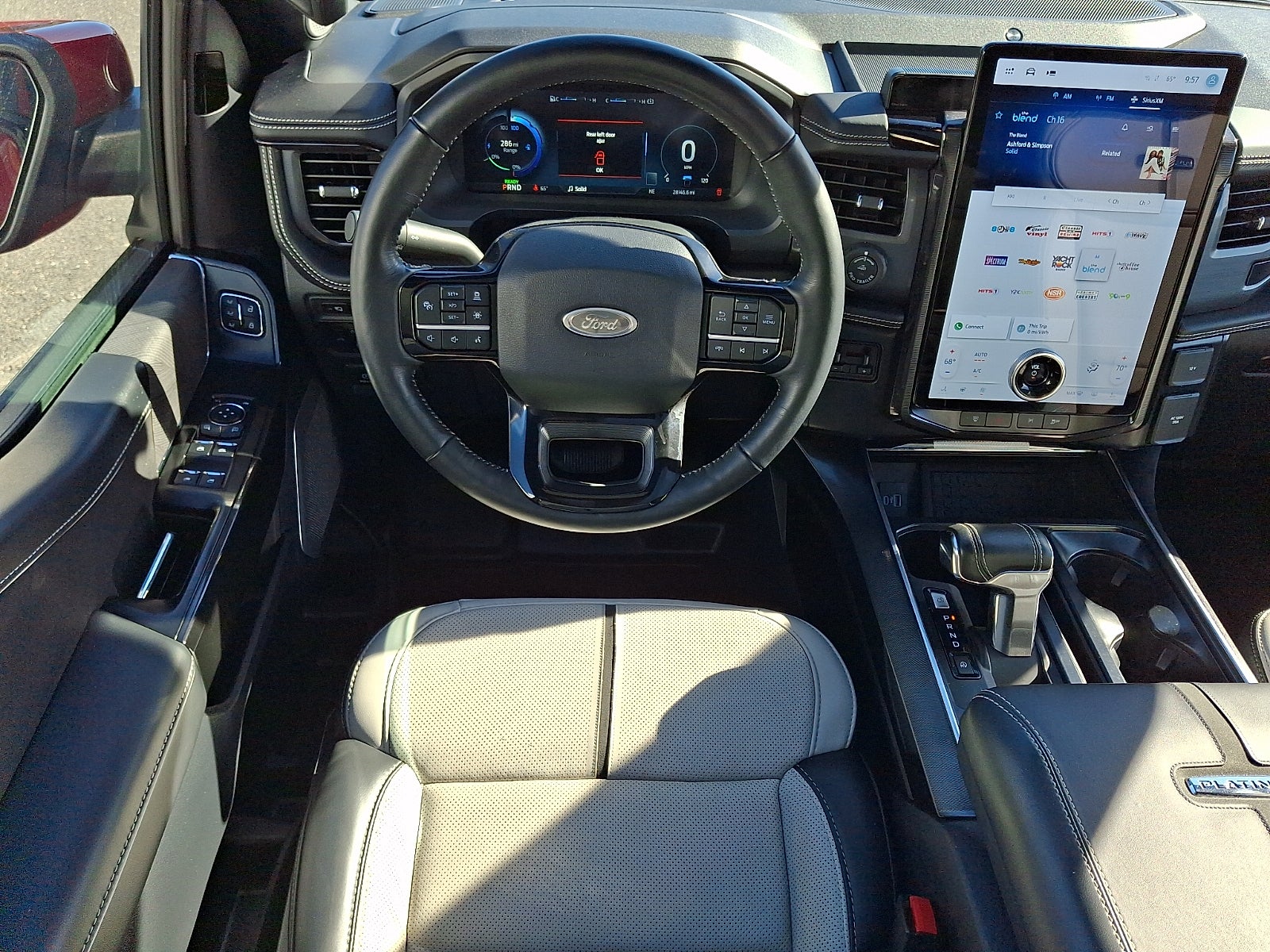 2023 Ford F-150 Lightning Platinum