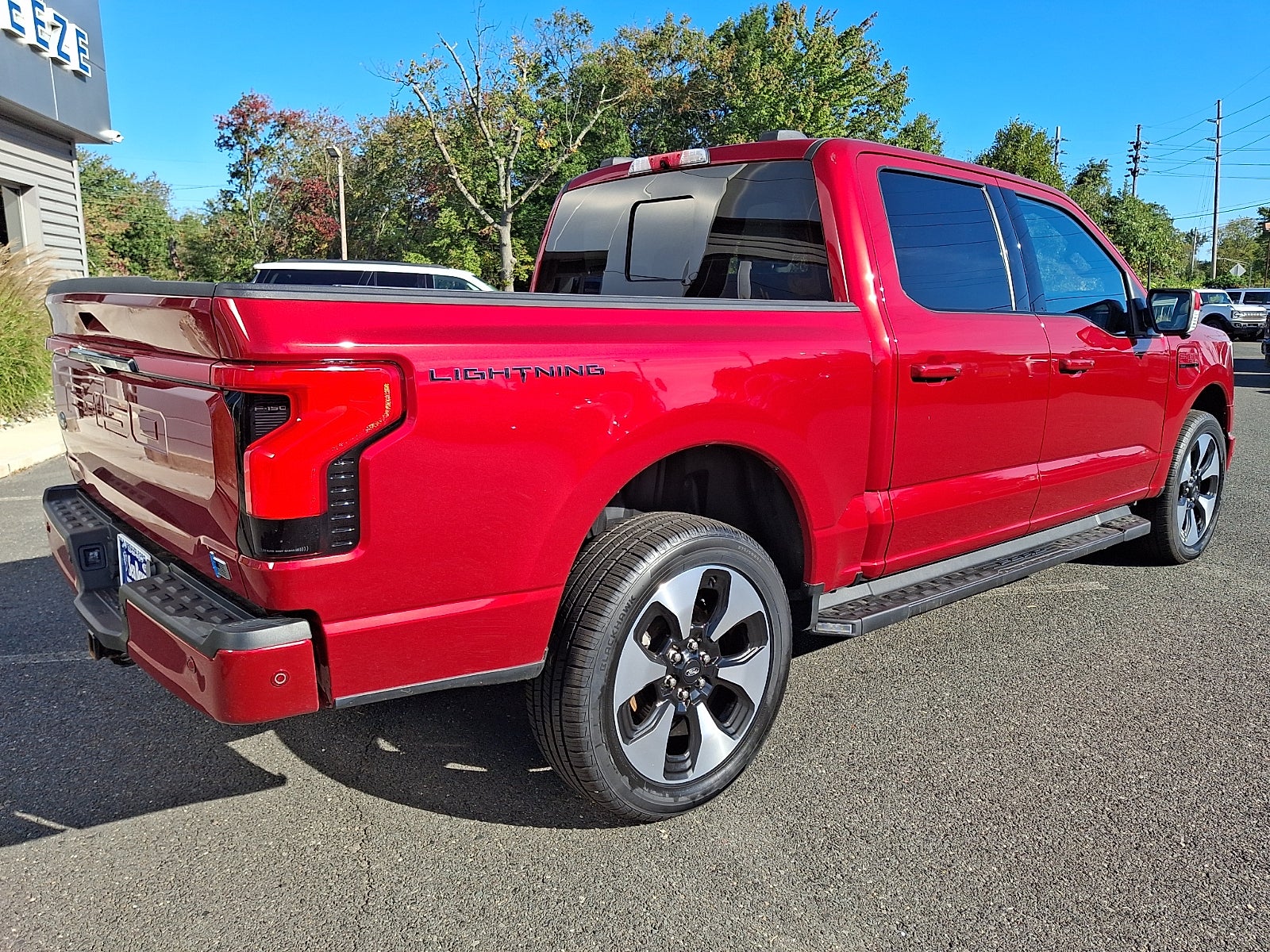 2023 Ford F-150 Lightning Platinum