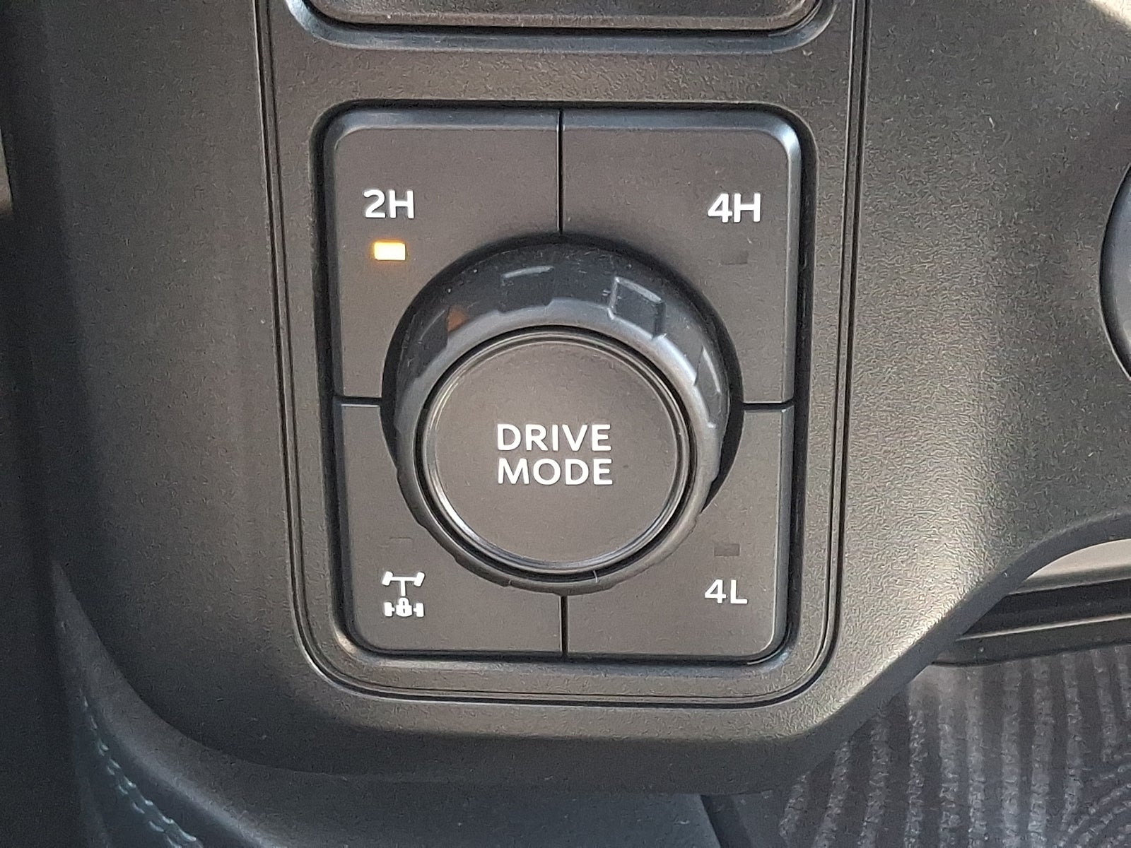2025 Ford F-250 Platinum PANO ROOF 100K FORD WARRANTY INC