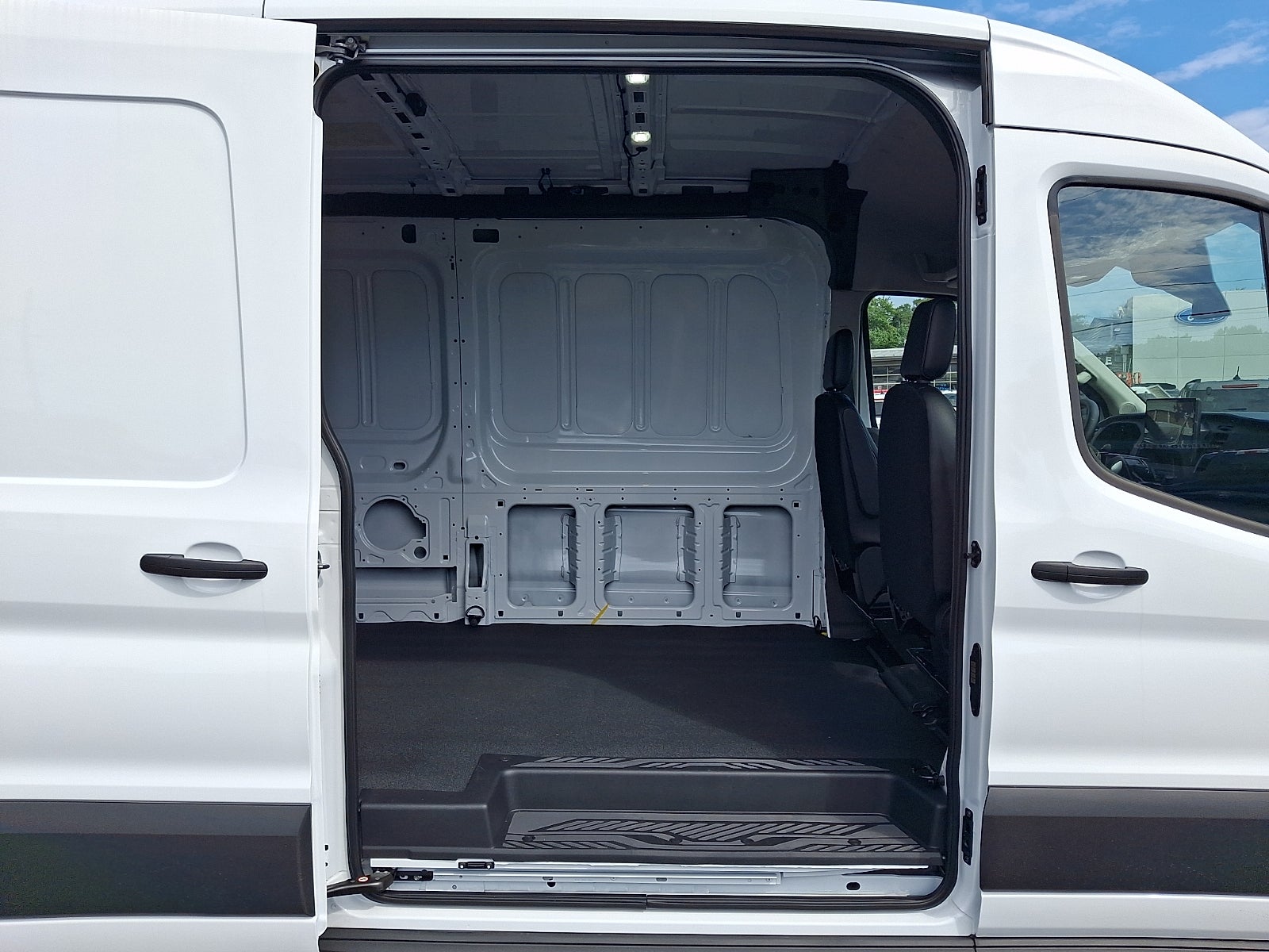 2026 Ford Transit-250 Cargo Van Base