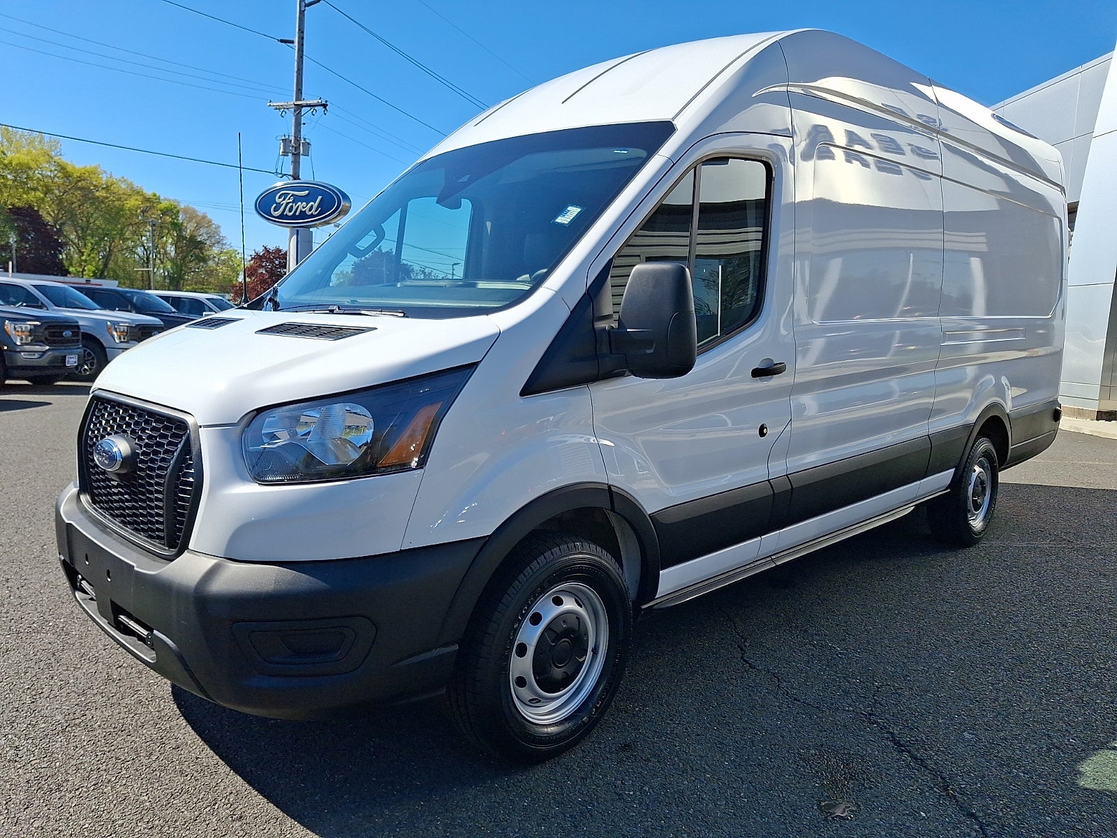 2025 Ford Transit-250 Cargo Van XLT