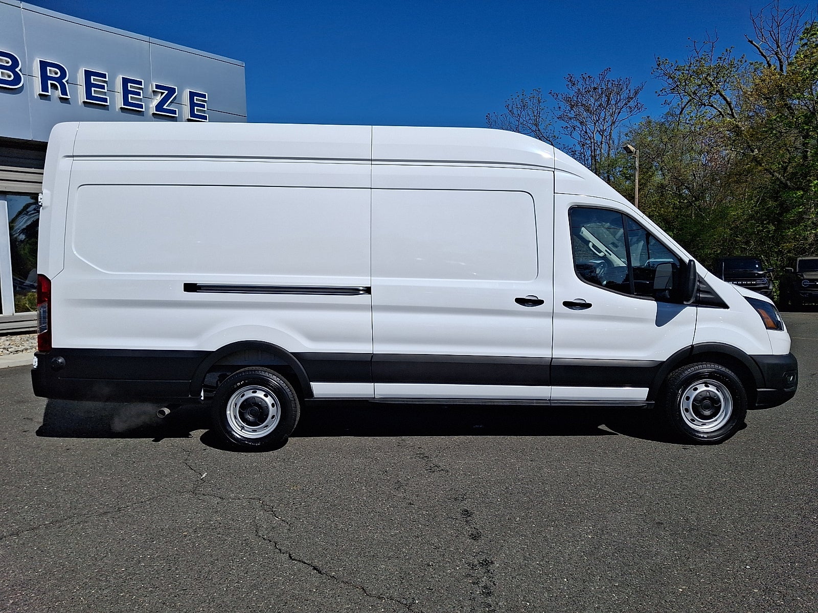 2025 Ford Transit-250 Cargo Van XLT