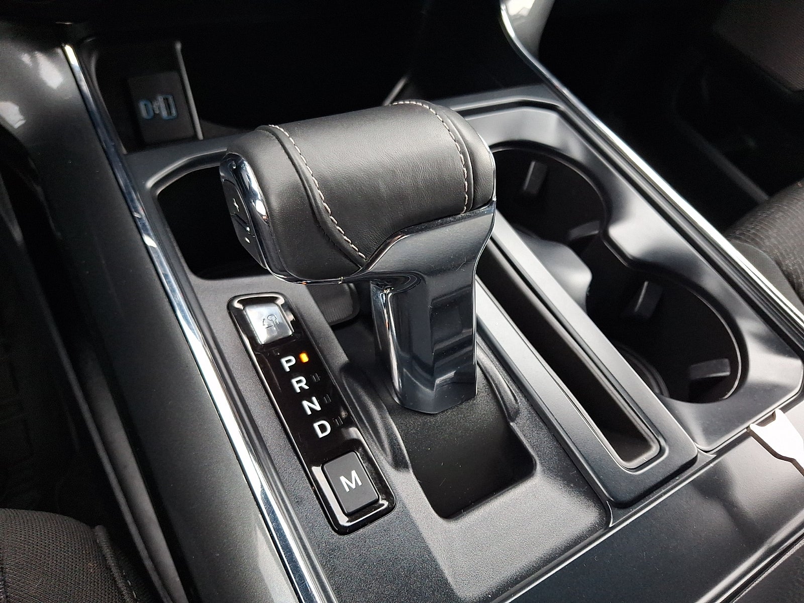 2022 Ford F-150 XLT 5.0 V8