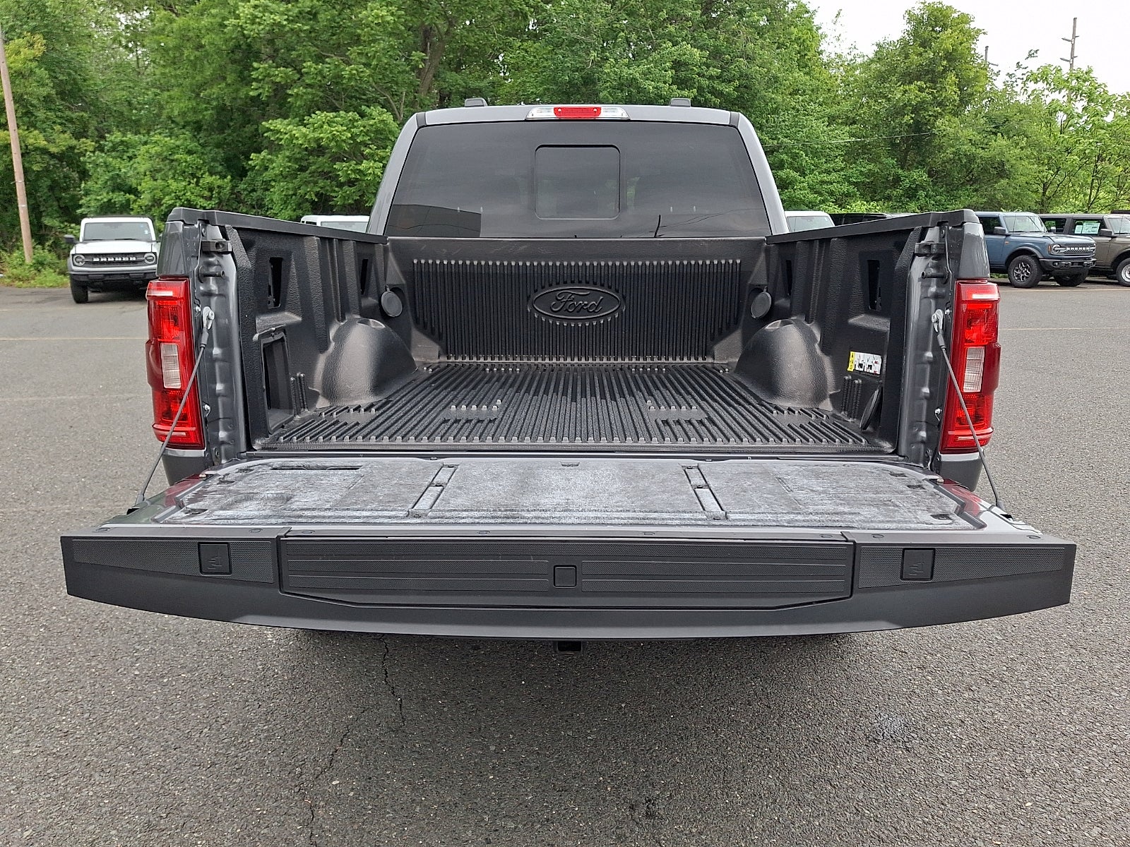 2022 Ford F-150 XLT 5.0 V8