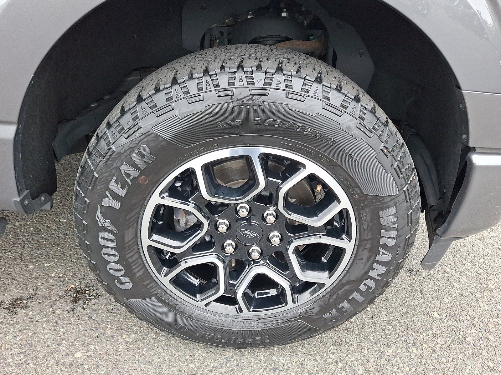 2022 Ford F-150 XLT 5.0 V8