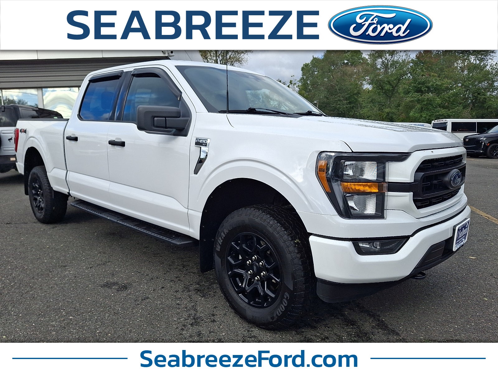 2023 Ford F-150 XLT 5.0 V8