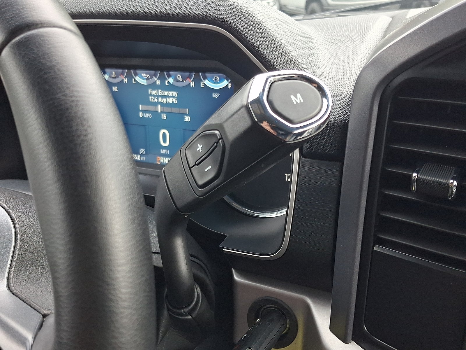 2023 Ford F-150 XLT 5.0 V8